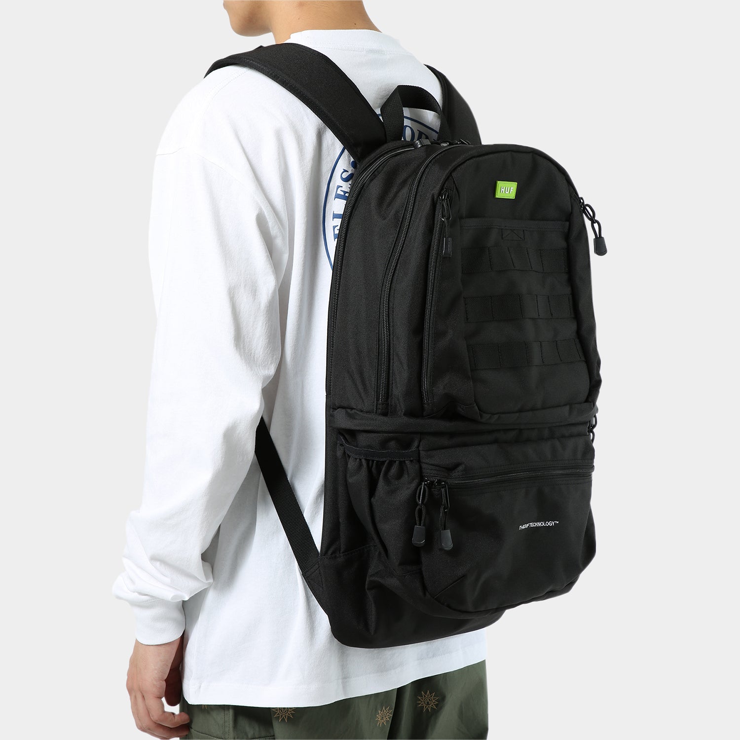 HUF バックパック リュックサック 31L カラビナ - バッグ