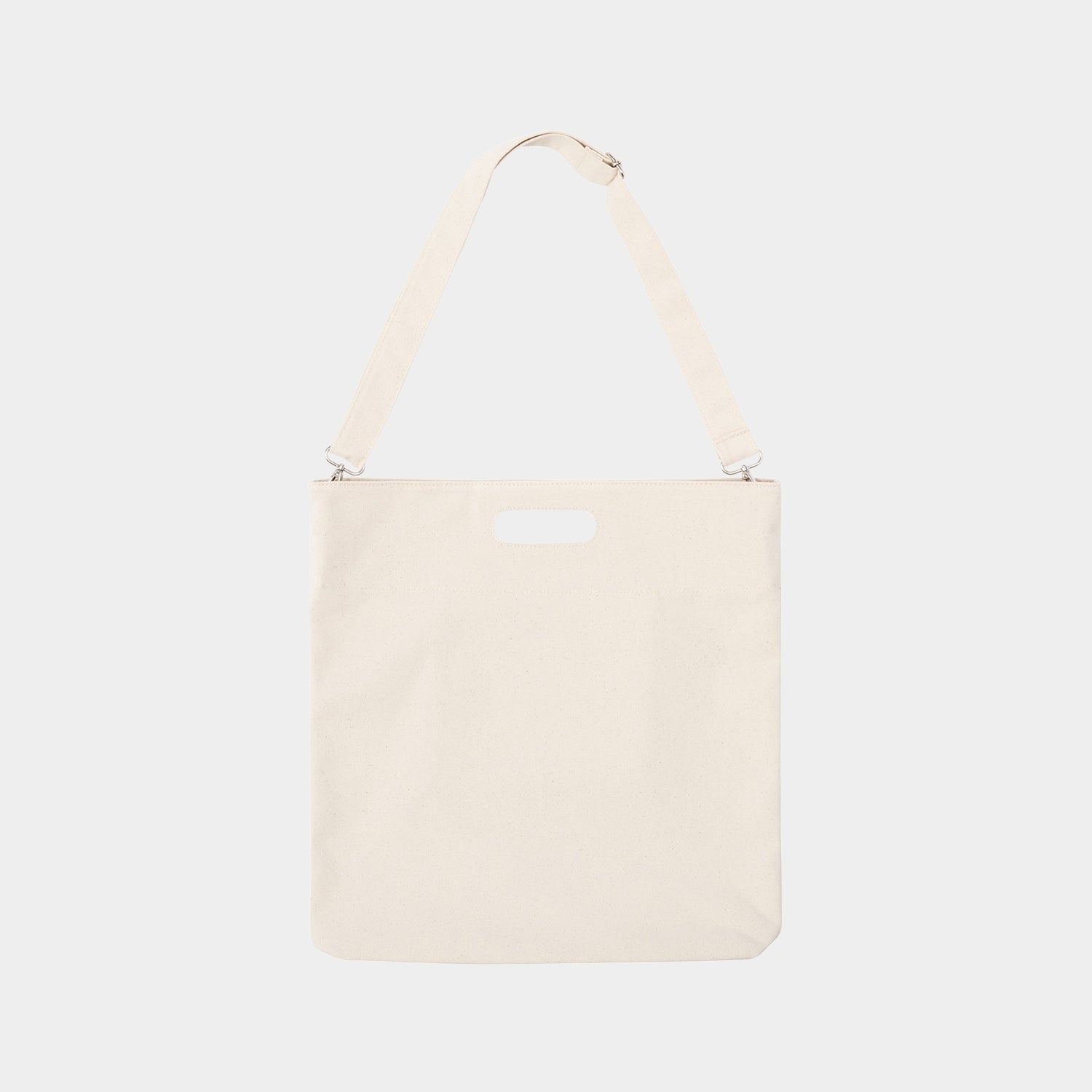 INTERNATIONALLY KNOWN TOTE BAG